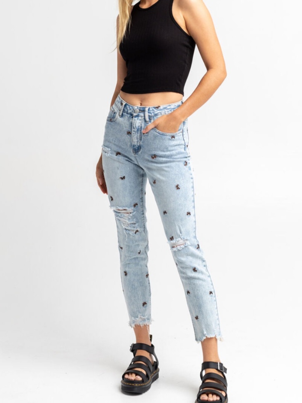 Tinseltown Light Blue Embroidered Ankle Crop Jeans